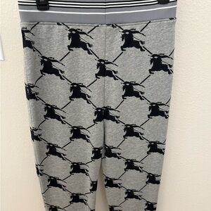 The Limited Gray and Black Graphic Leggings